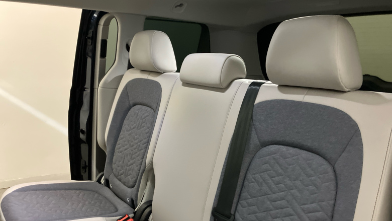 Volkswagen ID. Buzz 150kW Style Pro 77kWh 5dr Auto Electric Estate